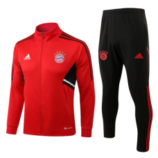 Бавария спортивный костюм 2022-2023 красный